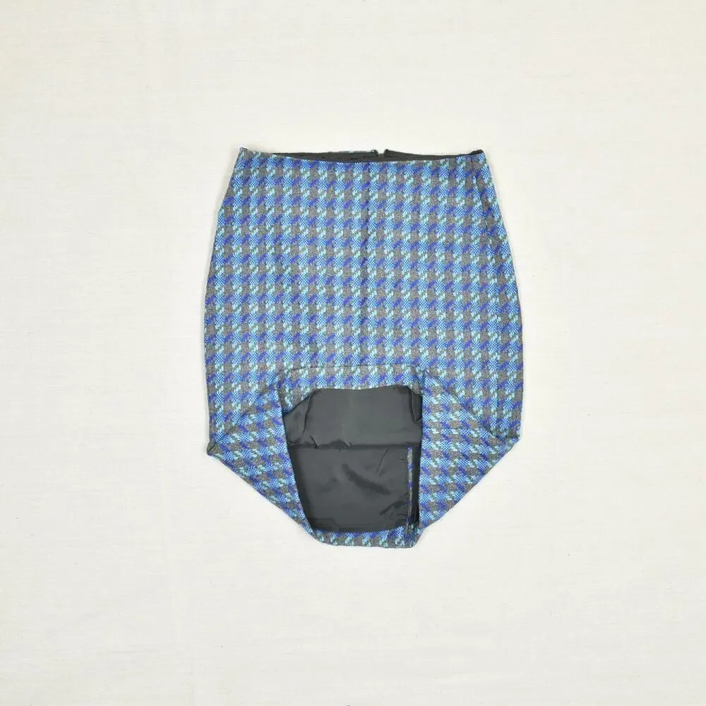 NEW Talbots Straight Skirt Polyester Multicolor Size 2P Geometric Knee Length